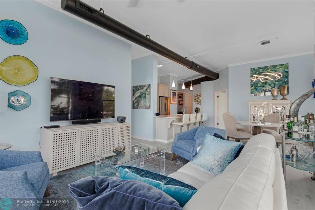 Fort Lauderdale, FL 33301,313 NE 2nd St #204