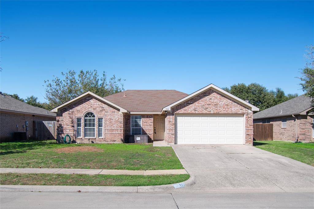 Saginaw, TX 76179,312 Willowstone Trail