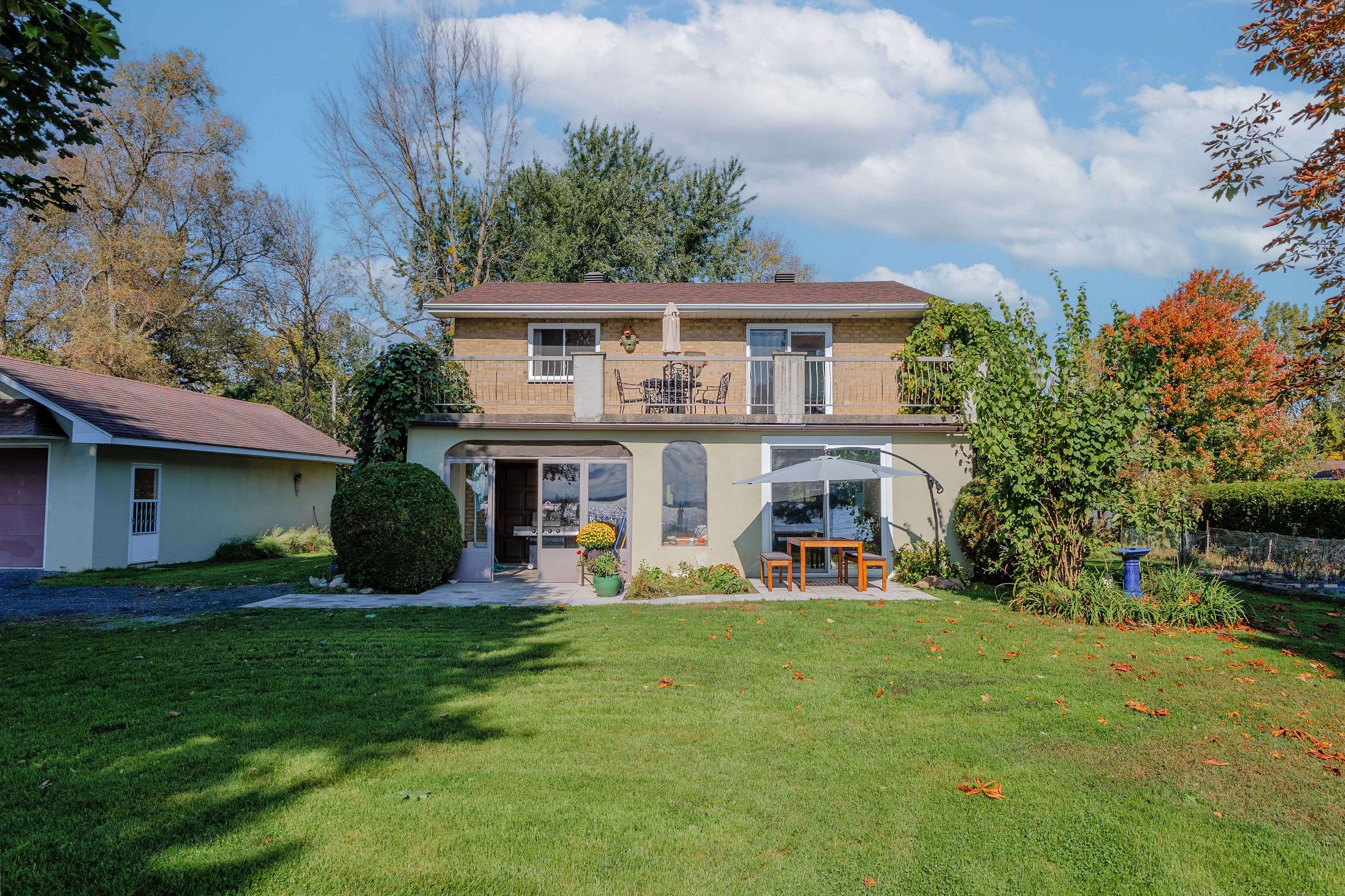 South Glengarry, ON K0C 1E0,6279 151st Ave-Gunn CRES