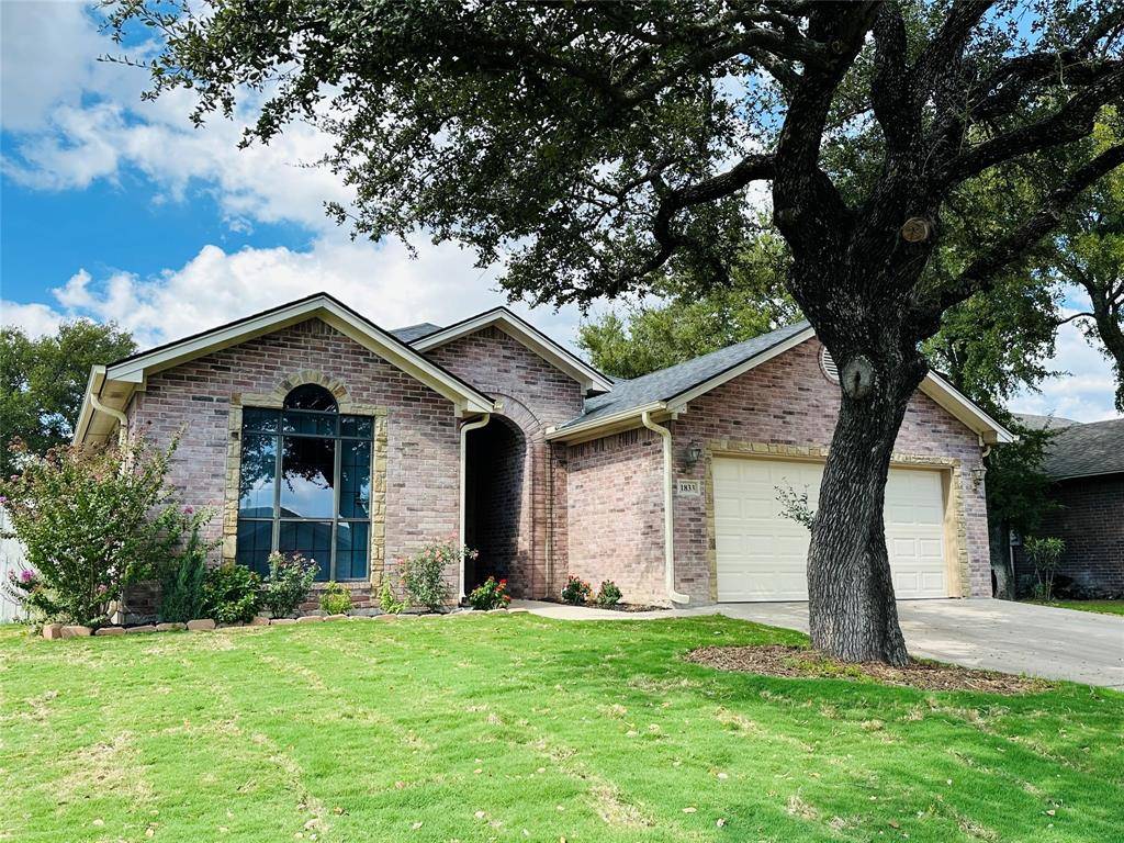 Weatherford, TX 76088,1833 Roadrunner Drive