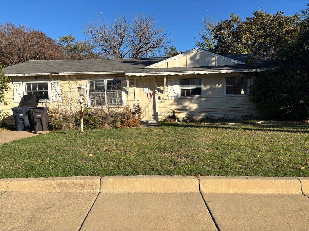 Fort Worth, TX 76112,7257 Van Natta Lane