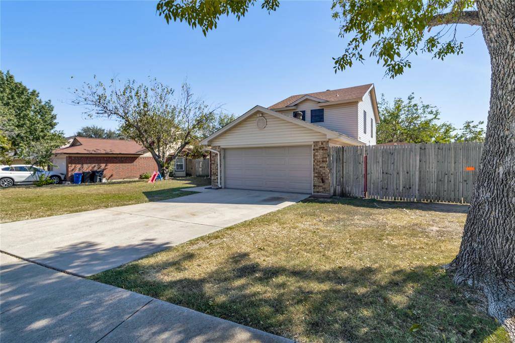 Saginaw, TX 76179,1057 West Hills Terrace