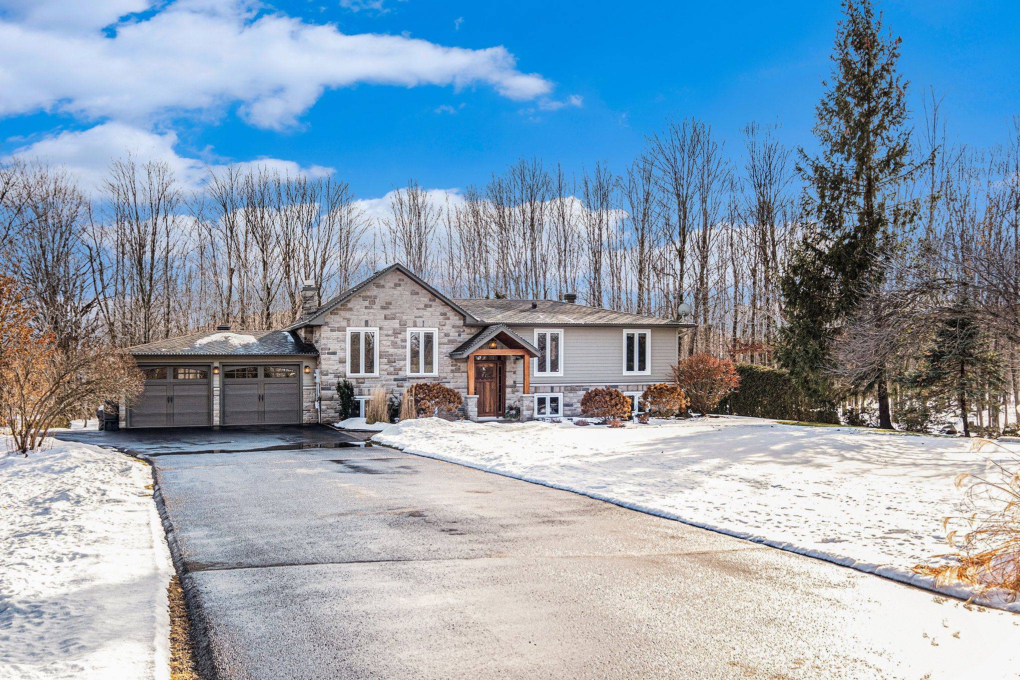 North Dundas, ON K0C 2K0,12390 ORMOND RD