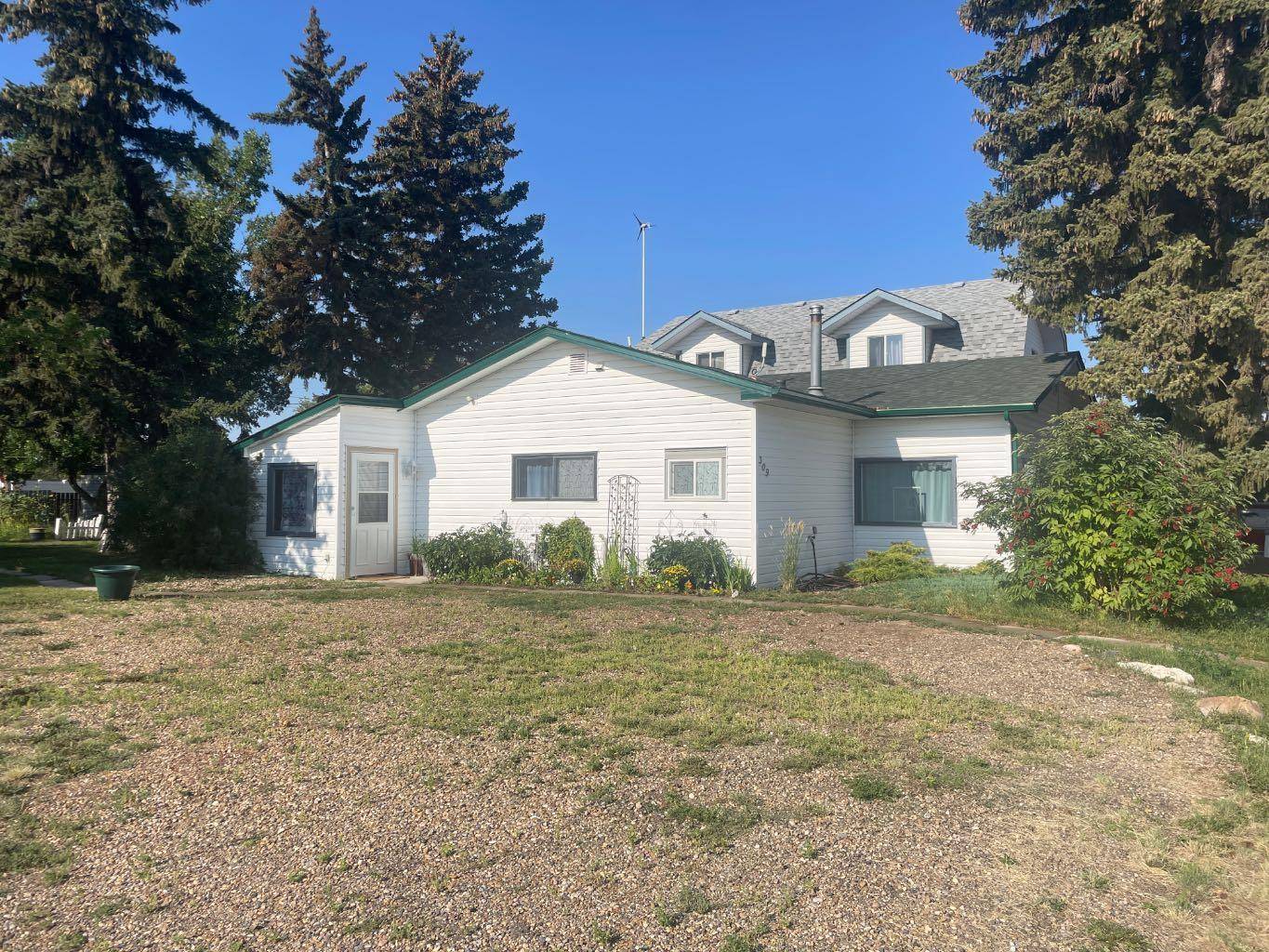 Rosemary, AB T0J2W0,309 Railway AVE