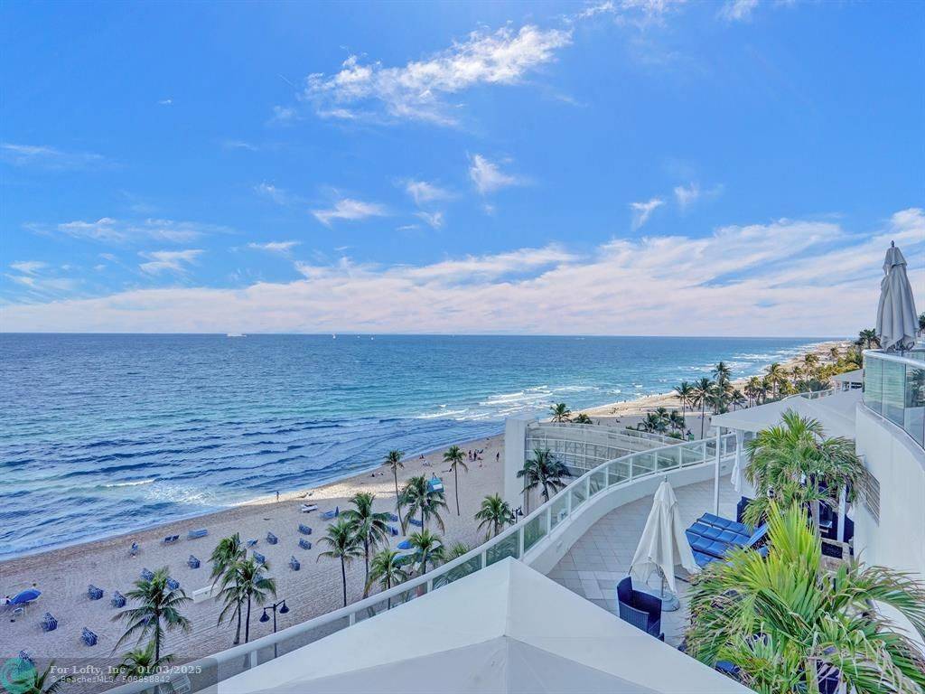 Fort Lauderdale, FL 33304,1 N Fort Lauderdale Beach Blvd  #1702