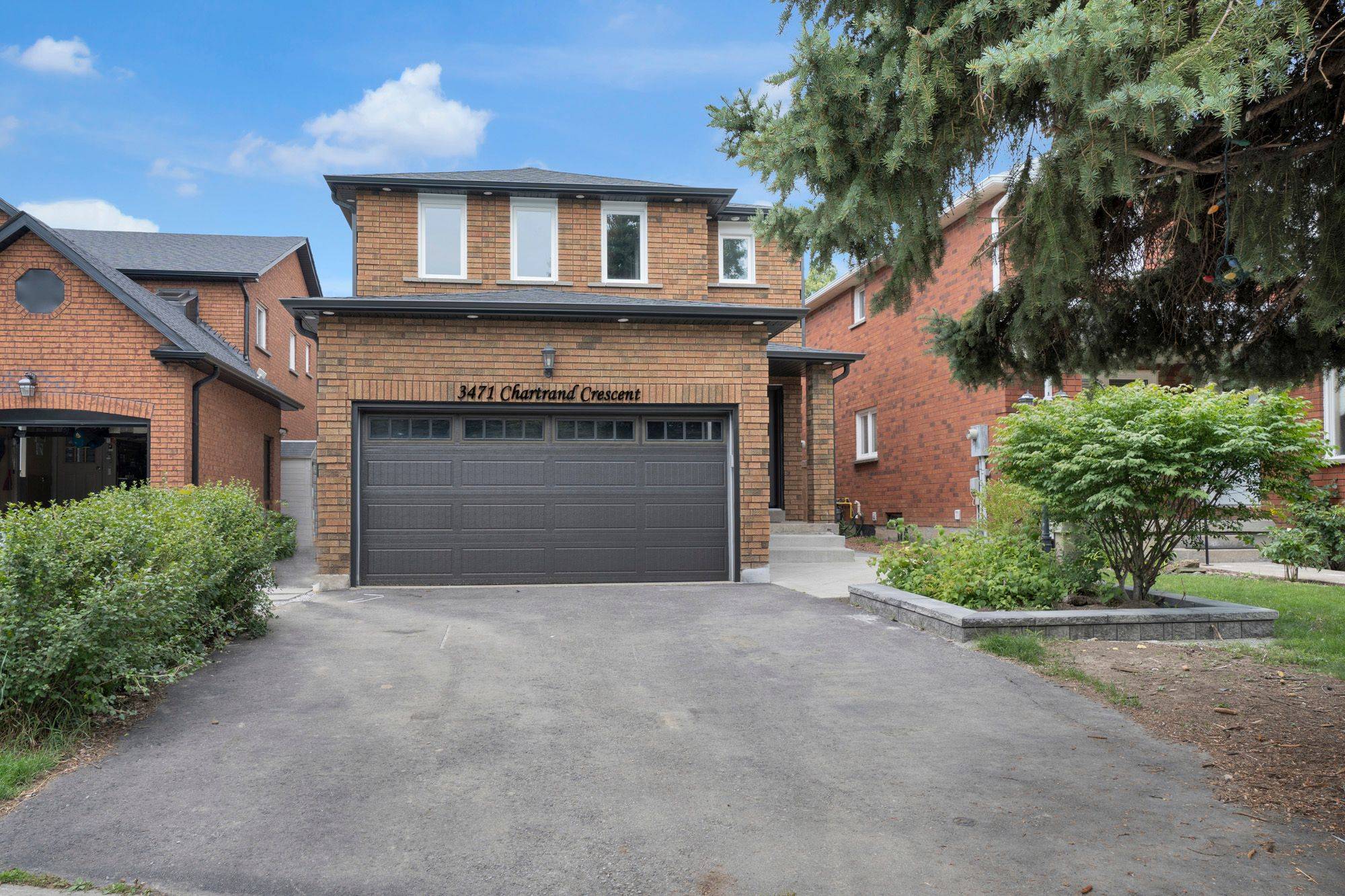 Mississauga, ON L5L 4E2,3471 Chartrand CRES #Upper