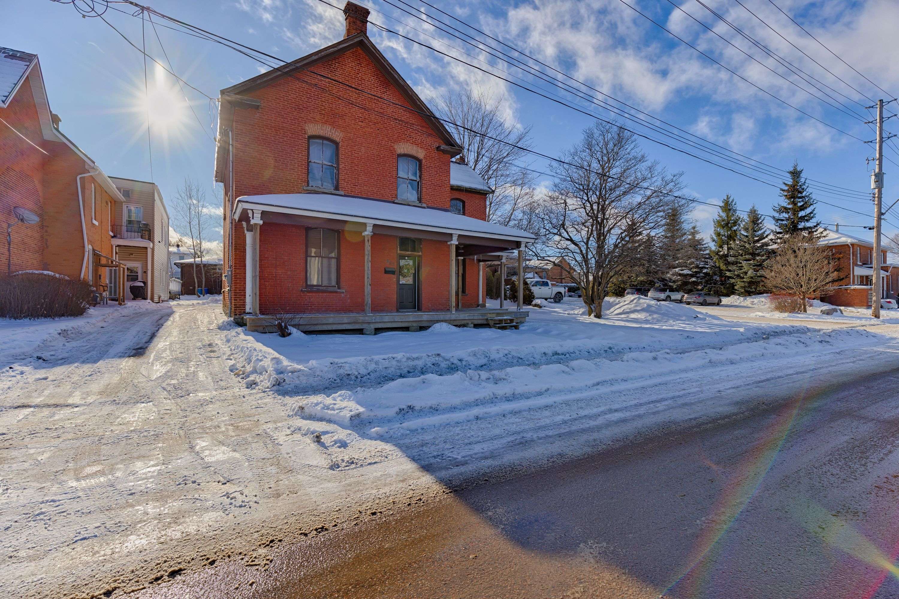 Renfrew, ON K8A 5T5,392 Isabella ST