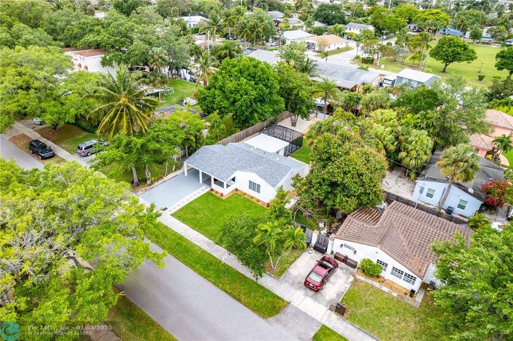 Fort Lauderdale, FL 33315,907 SW 17th St