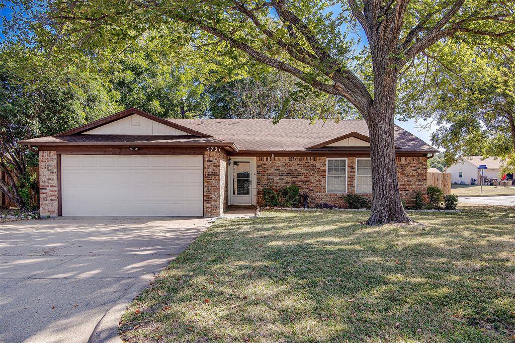 Arlington, TX 76017,5721 Willow Elm Drive