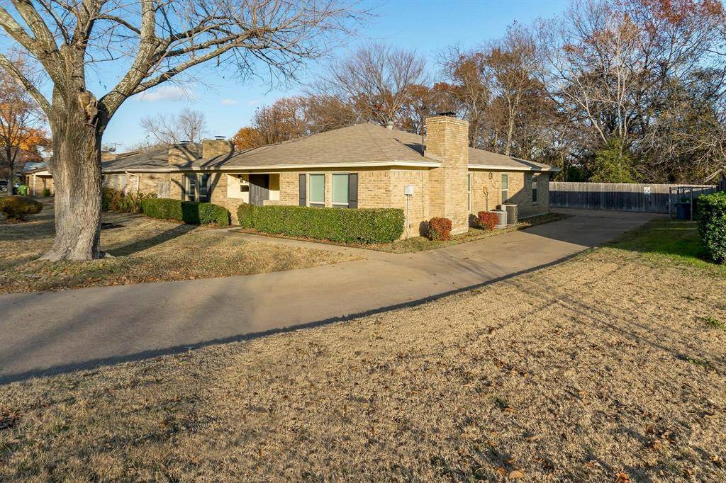 Grapevine, TX 76051,906 Meadowbrook Drive #A