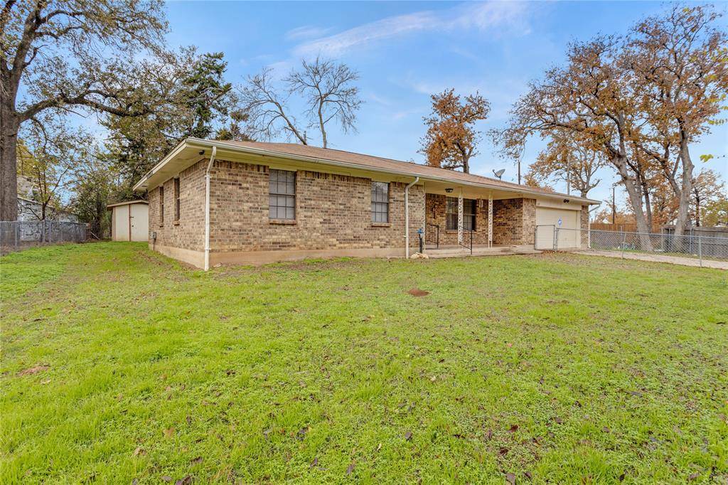 Gordonville, TX 76245,257 Friar Tuck Drive