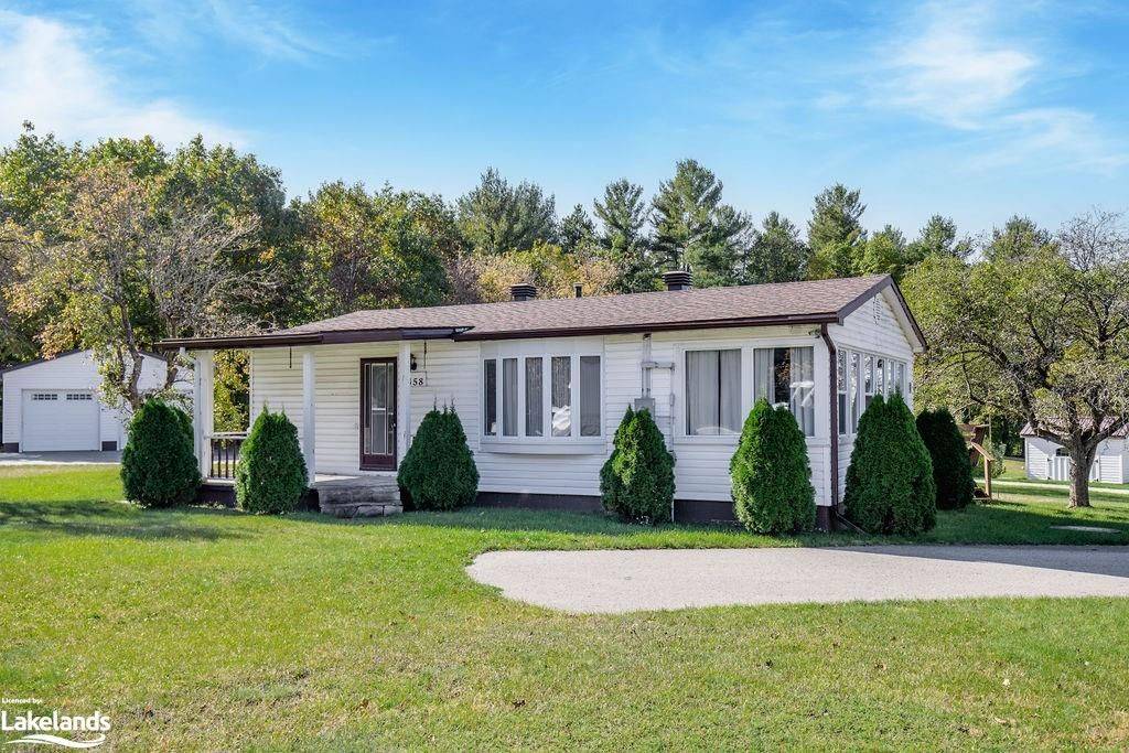 Springwater, ON L0L 1P0,5358 PENETANGUISHENE RD