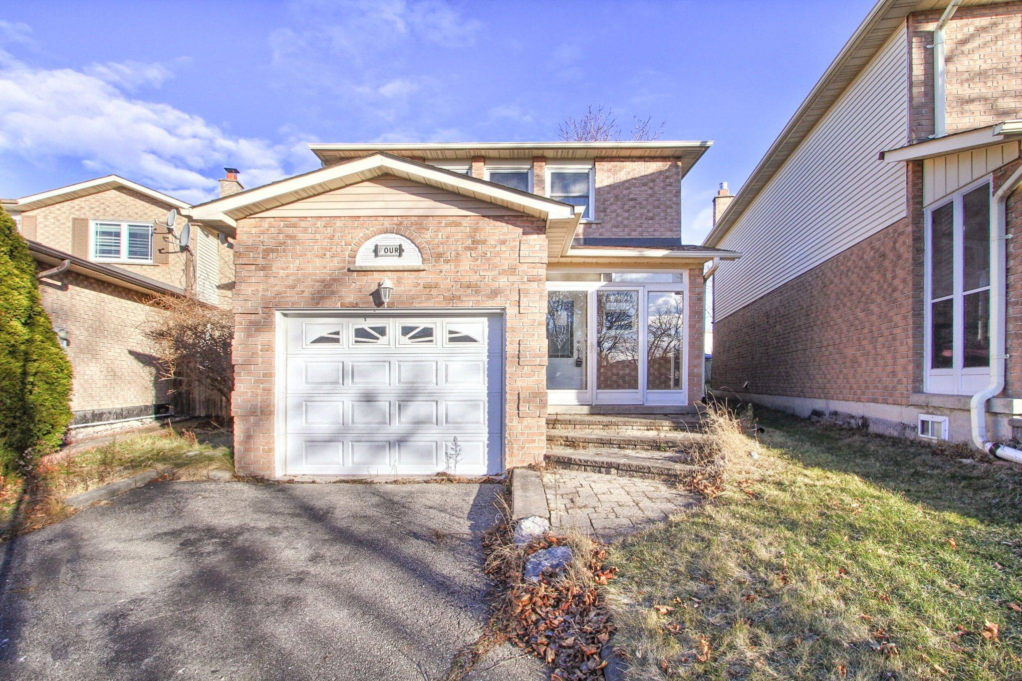 Richmond Hill, ON L4C 5S2,4 Kilkenny PL N