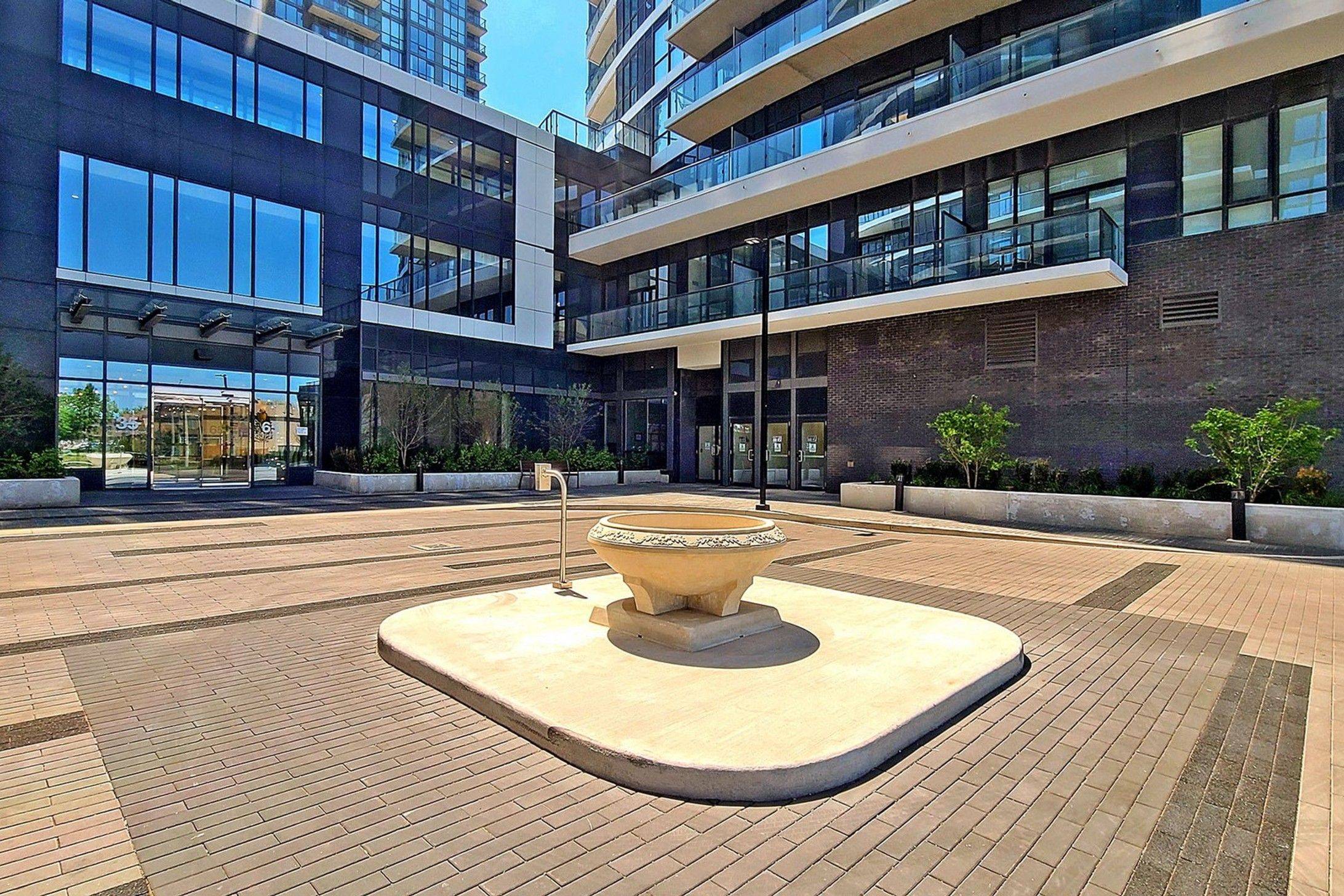 Mississauga, ON L5R 0G8,35 Watergarden DR #1815