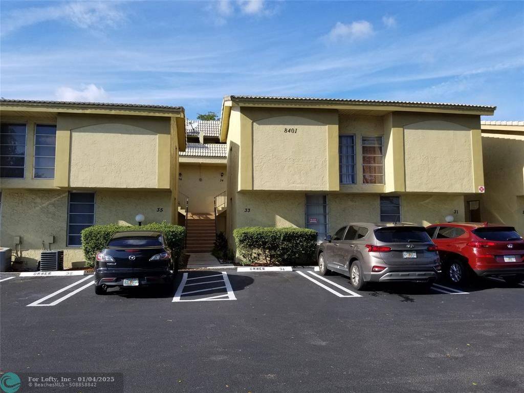 Coral Springs, FL 33065,8401 W Sample Rd  #33