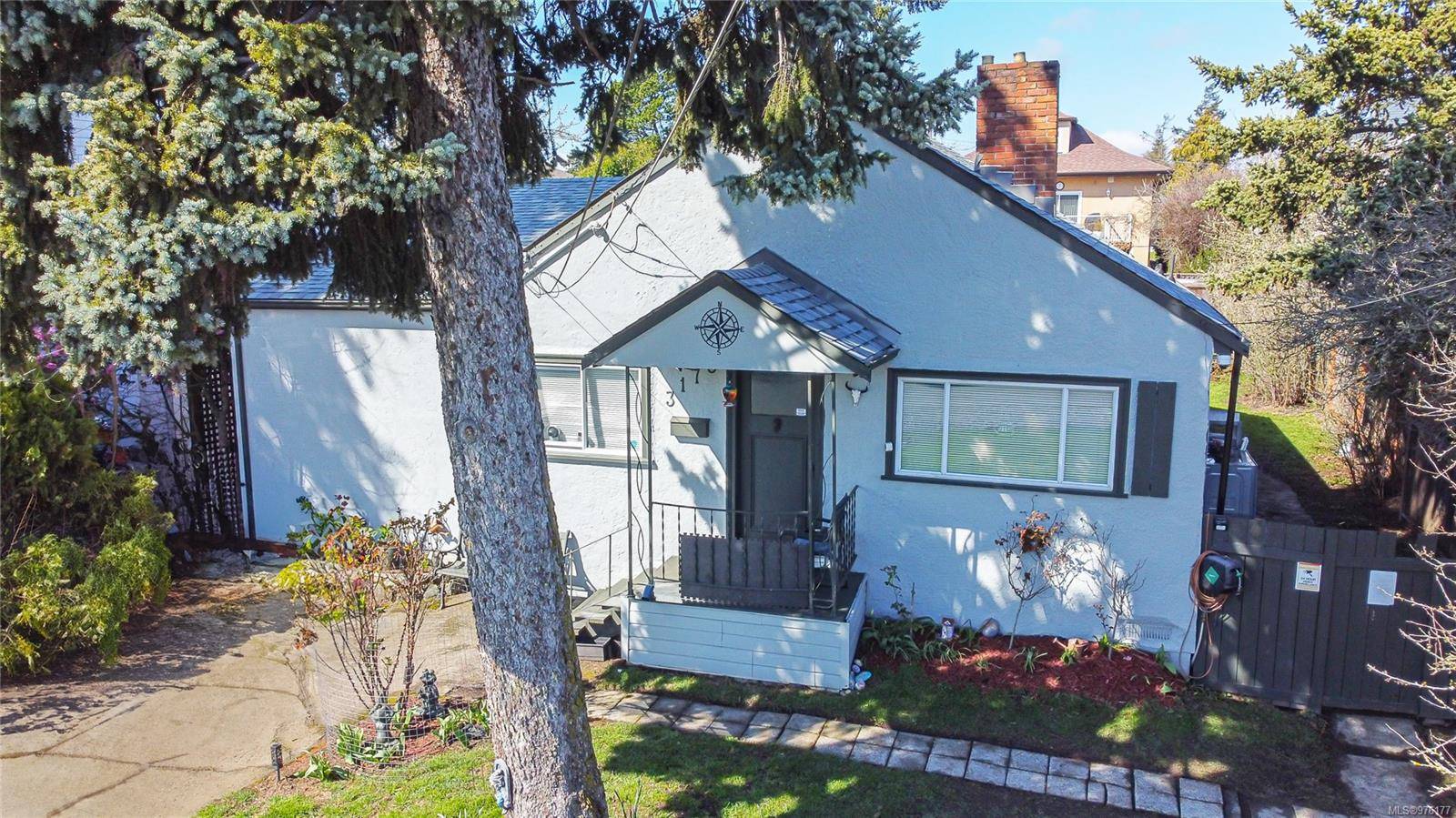 Saanich, BC V9A 1W9,3178 Earl Grey St