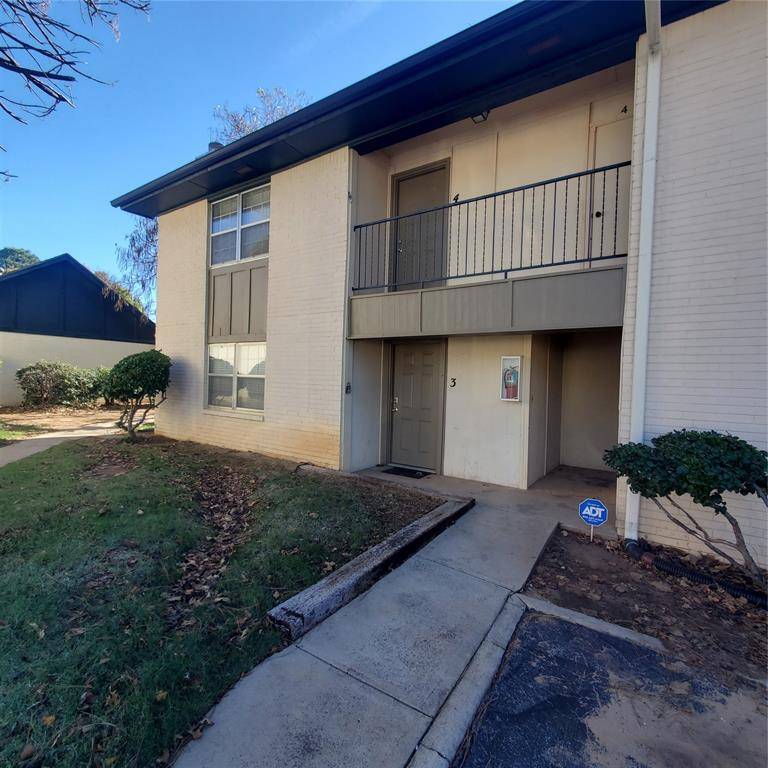 Norman, OK 73071,1719 E Lindsey Street #3