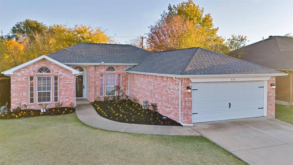 Arlington, TX 76001,814 Valleybrooke Drive