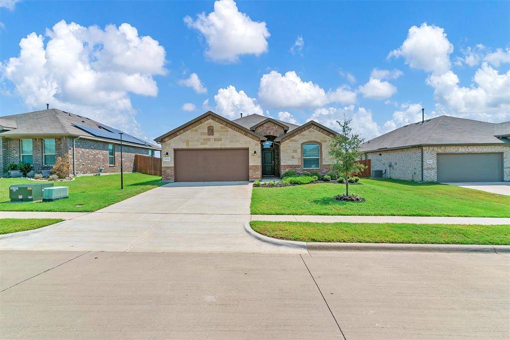 Cleburne, TX 76033,1215 Dublin Drive