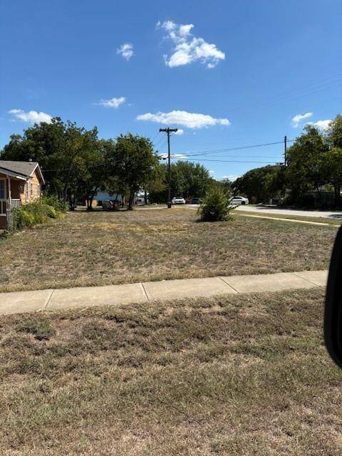 Midlothian, TX 76065,215 W Avenue B