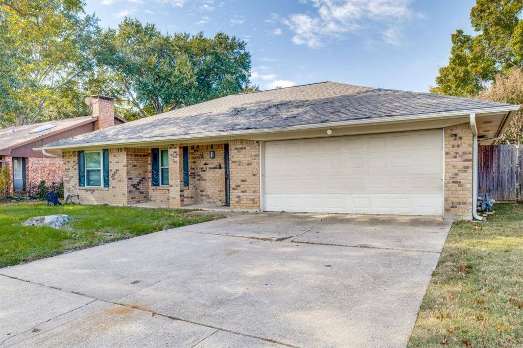 Arlington, TX 76016,2718 Trail Oak Court