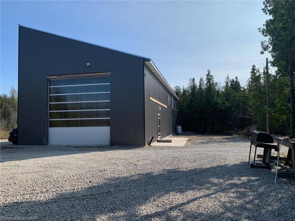 Northern Bruce Peninsula, ON N0H 2R0,13-17 ZORRA DR