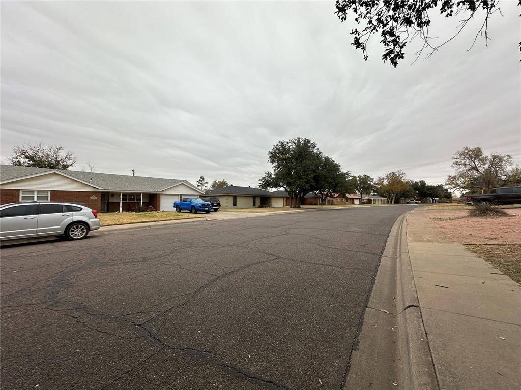 Midland, TX 79705,715 W Spruce Avenue