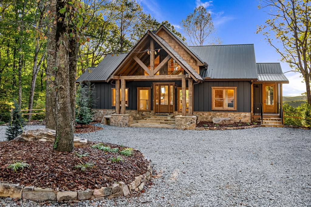 Ellijay, GA 30536,6342 Burnt Mountain Road