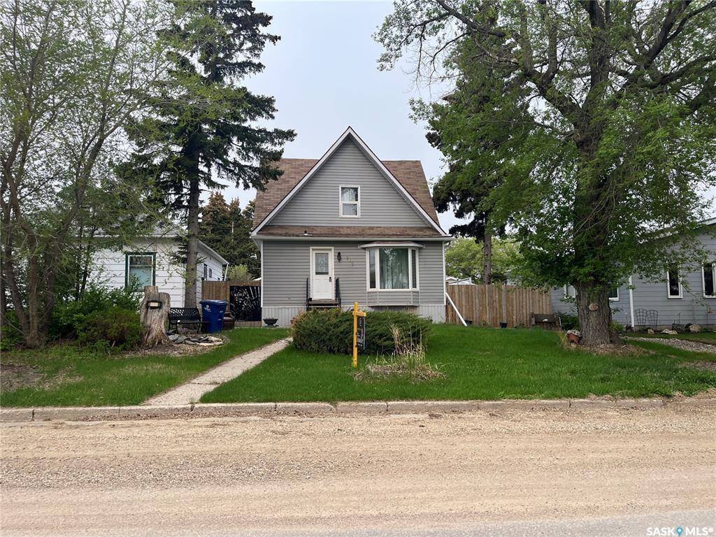 Wynyard, SK S0A 4T0,303 3RD STREET E