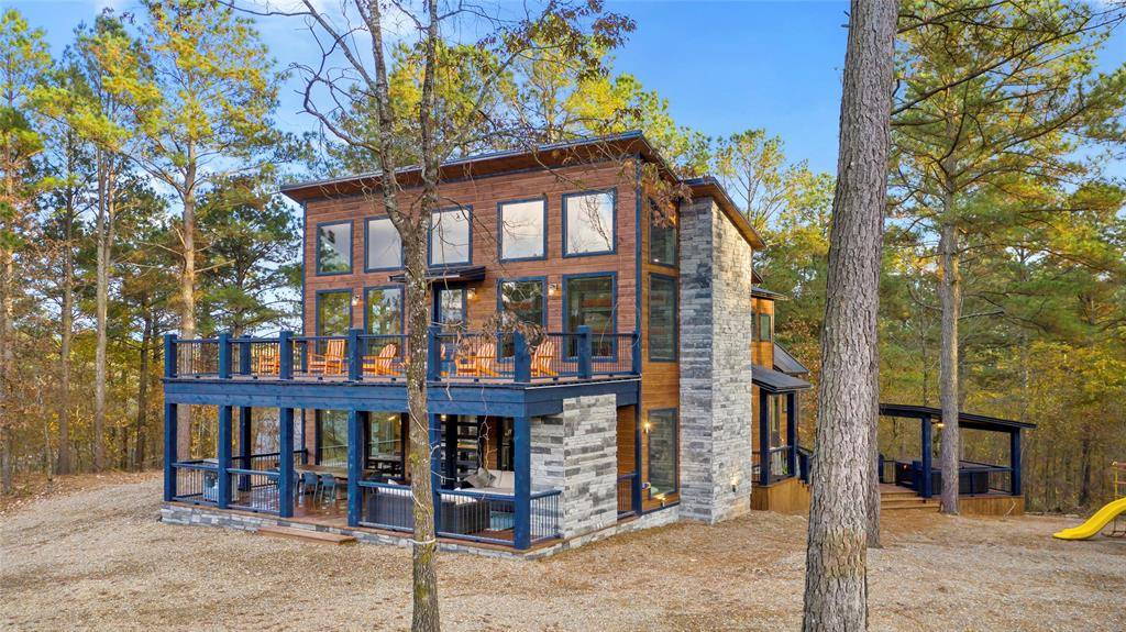Broken Bow, OK 74728,1221 Pine Hills Road