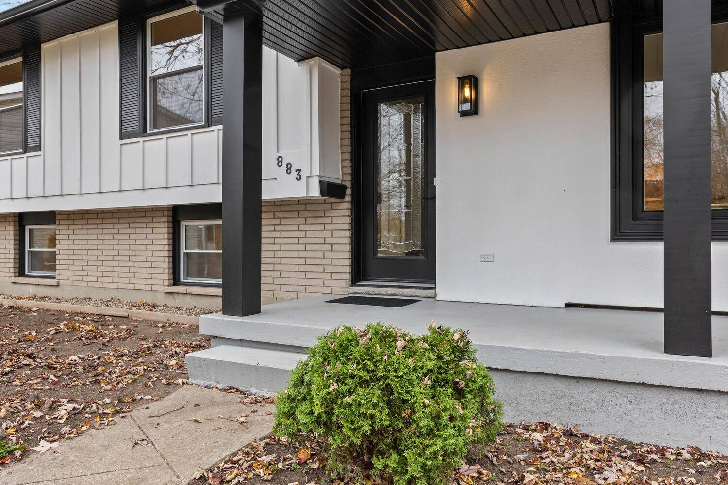 London, ON N6J 2E4,883 Westbury PL