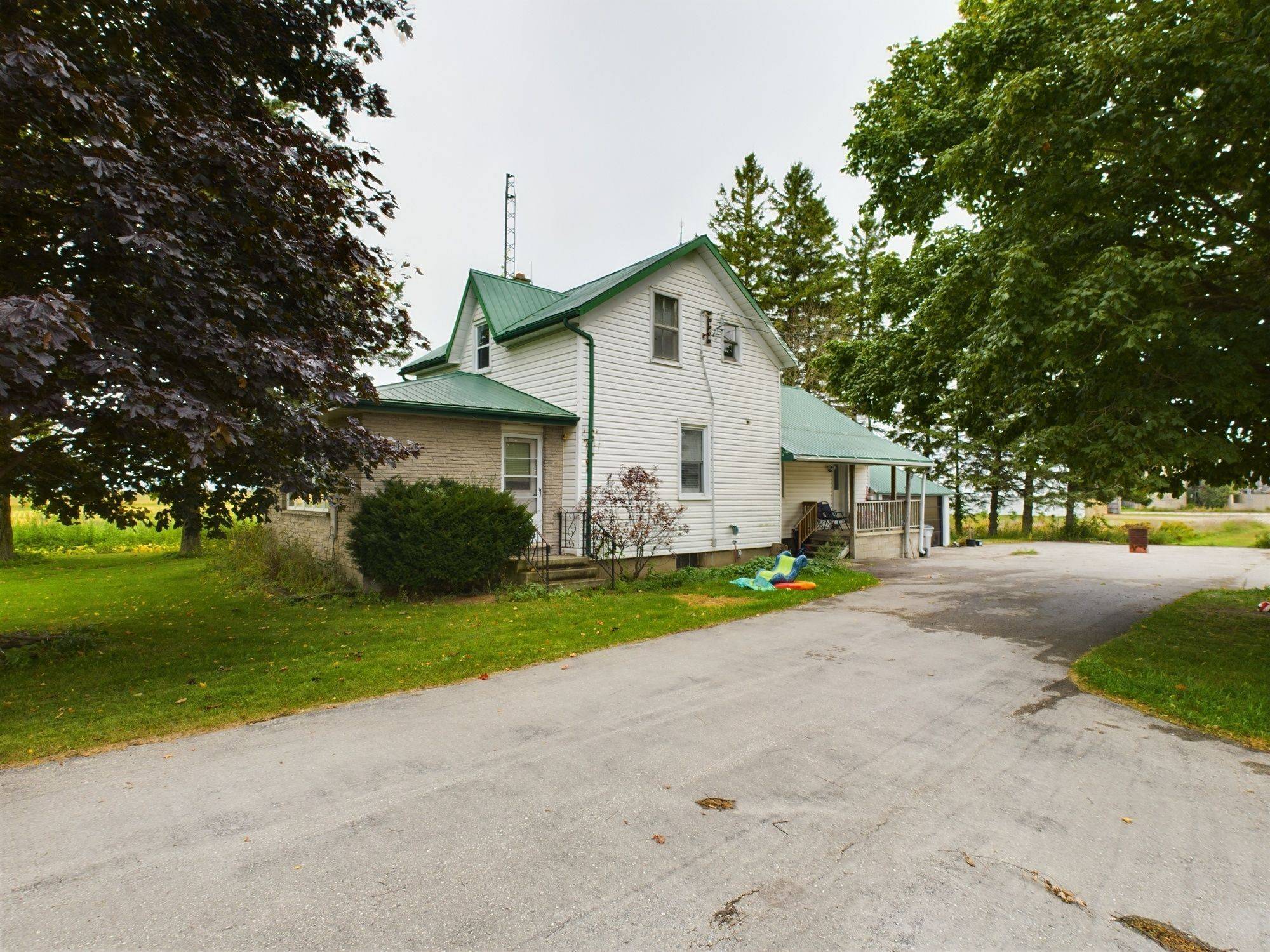 Morris-turnberry, ON N0G 1G0,41666 BROWNTOWN RD