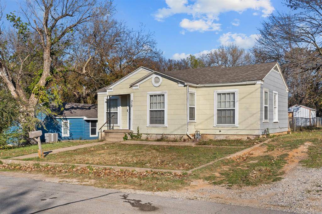 Weatherford, TX 76086,312 W Weatherford Street