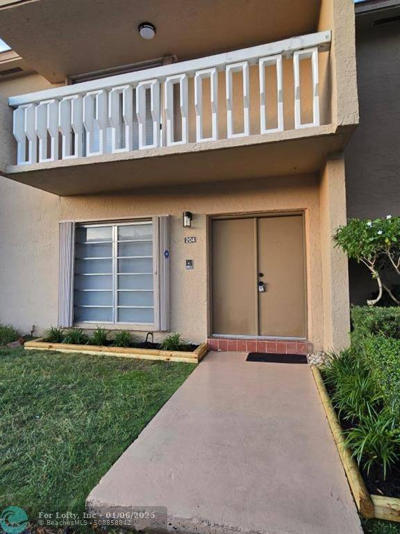 Palmetto Bay, FL 33157,9400 SW 170th St  #204