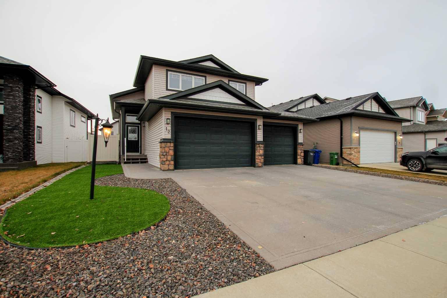 Red Deer, AB T4R 0N9,12 Viking Close