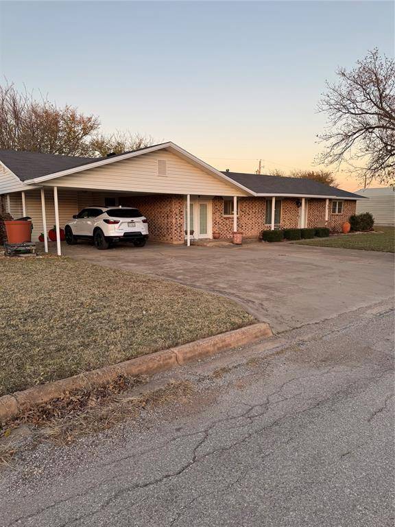 Quanah, TX 79252,34 Elbert Heights