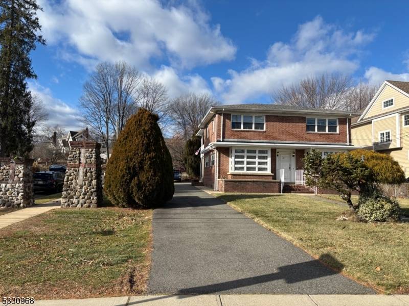 Nutley Twp., NJ 07110,637 Bloomfield Ave