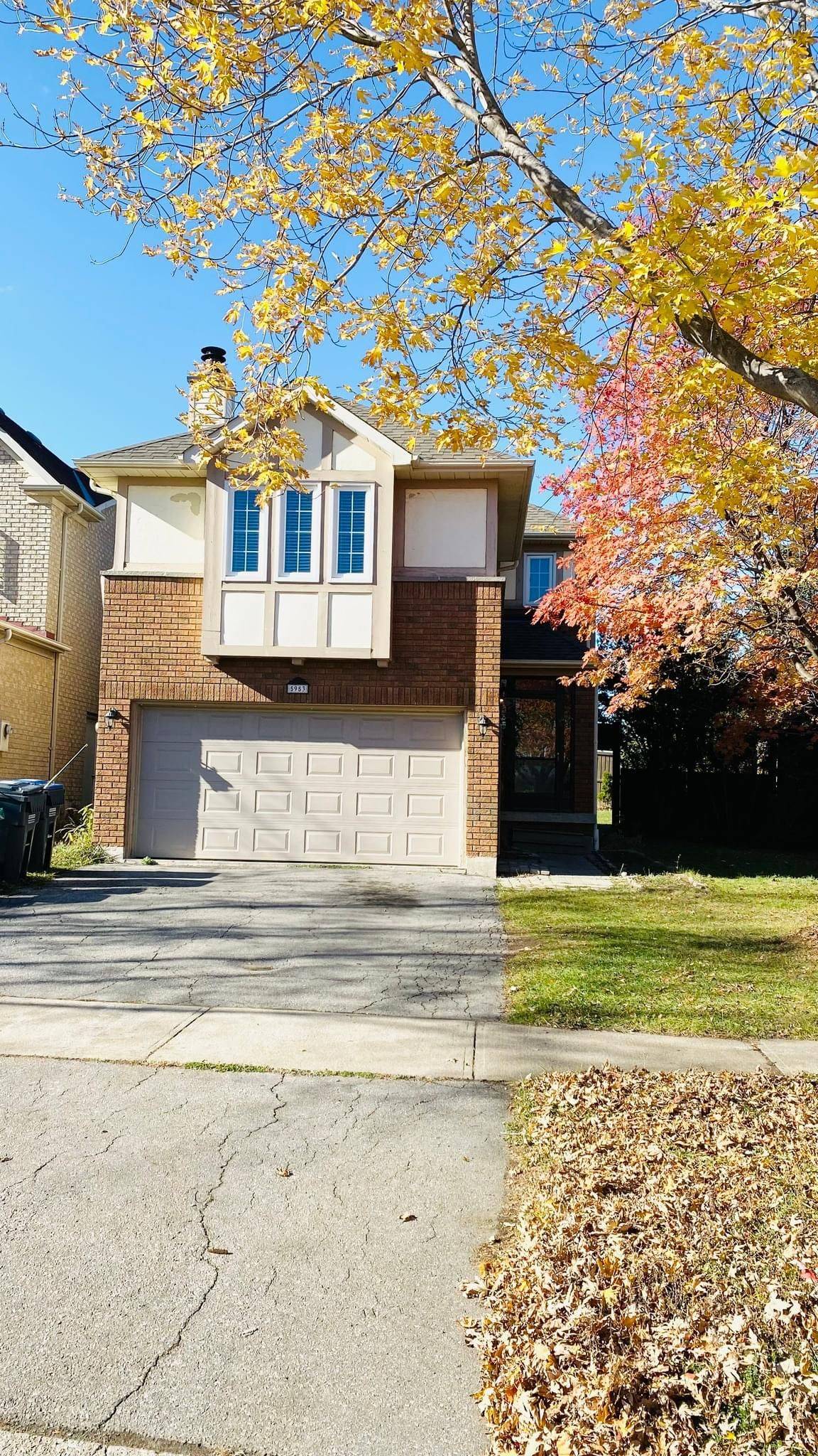 Mississauga, ON L5M 5L8,5953 Chorley (Upper) PL