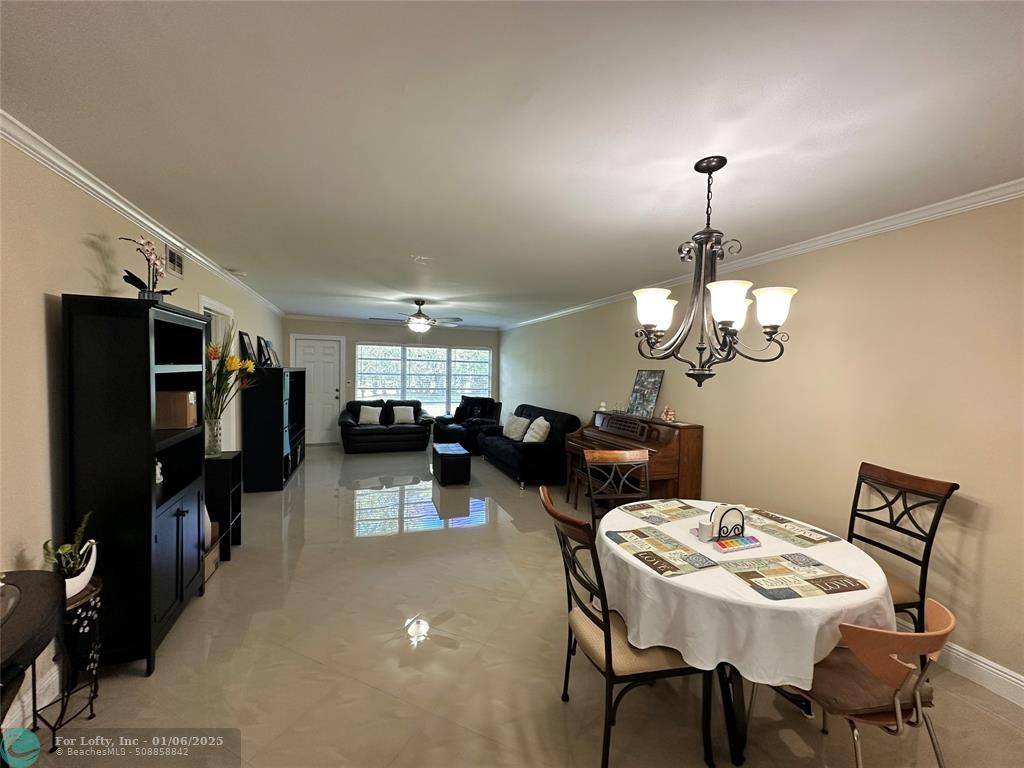 Boca Raton, FL 33496,18761 Jolson Ave  #4