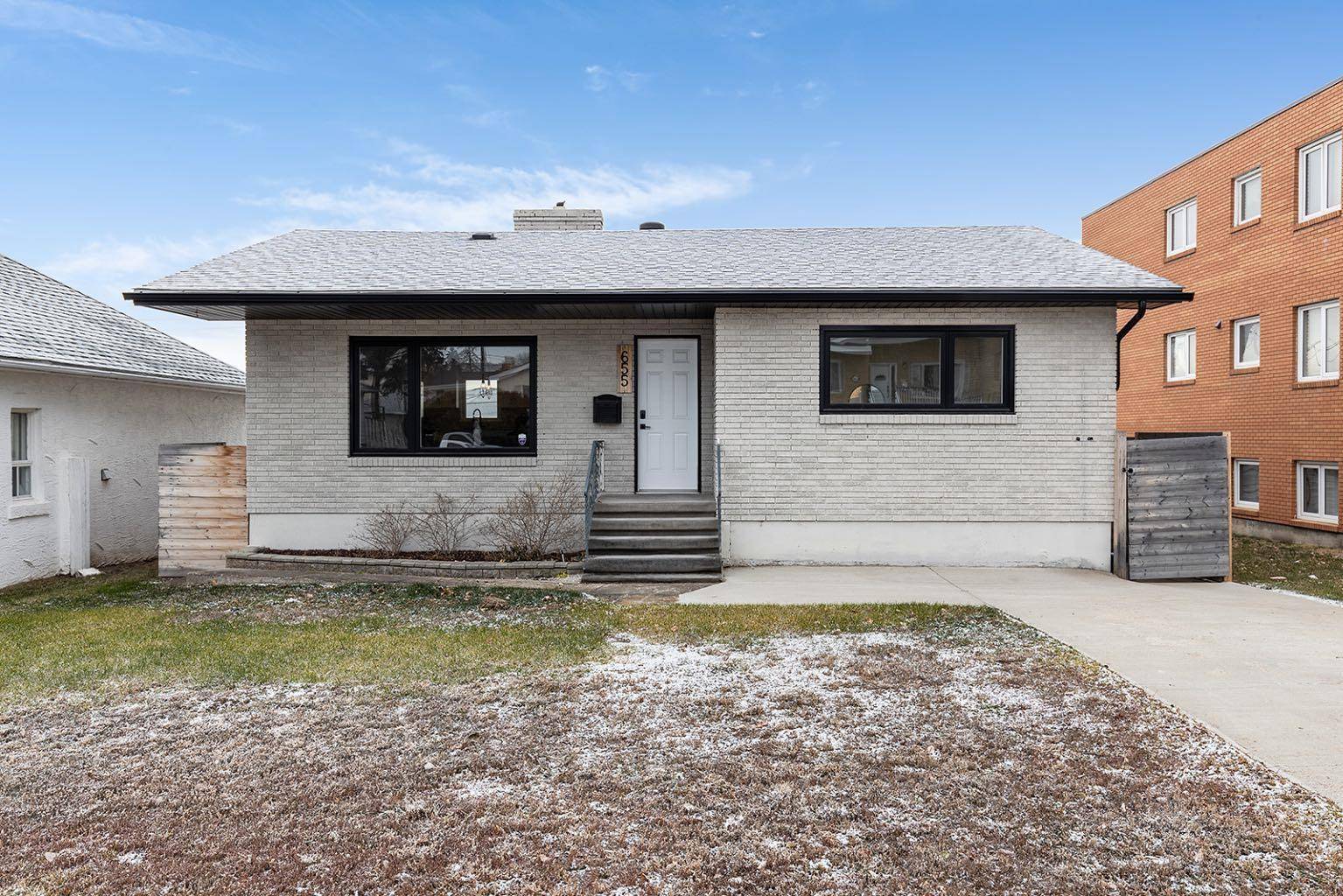 Medicine Hat, AB T1A4M5,655 8 ST SW