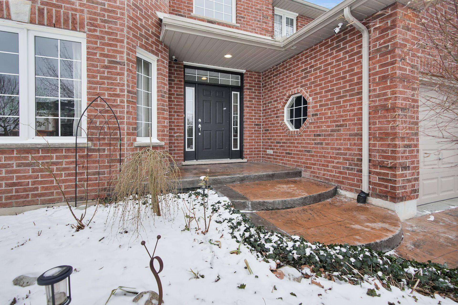 London, ON N6K 4V5,1162 Thornley ST