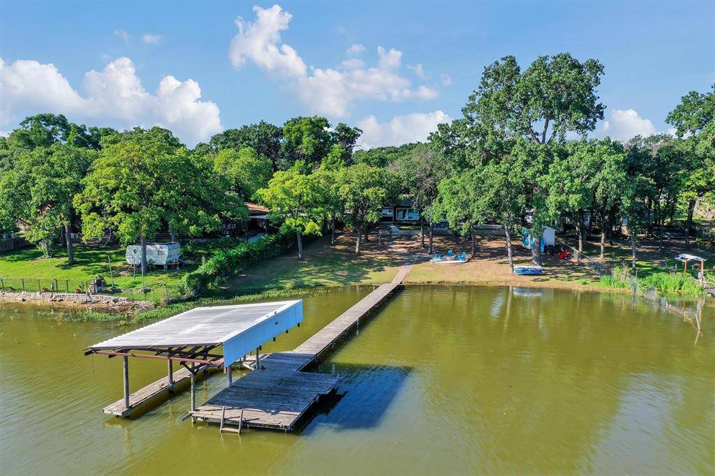 Azle, TX 76020,272 Shoreline Drive