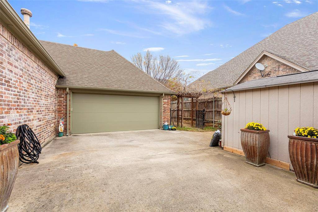 North Richland Hills, TX 76182,7913 Heatherbrook Drive