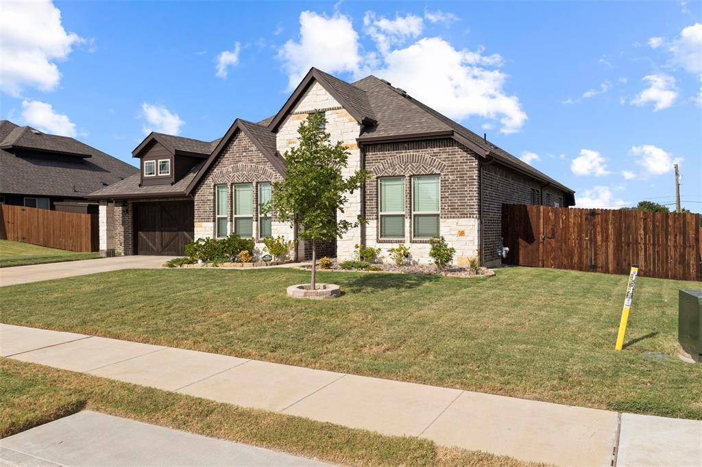 Desoto, TX 75115,905 Eisley Drive