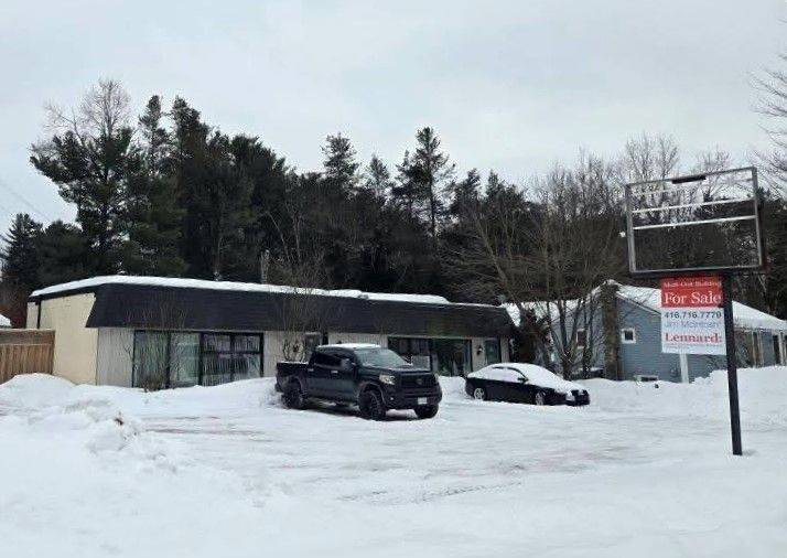 Muskoka, ON P1L 1K1,310 Taylor RD