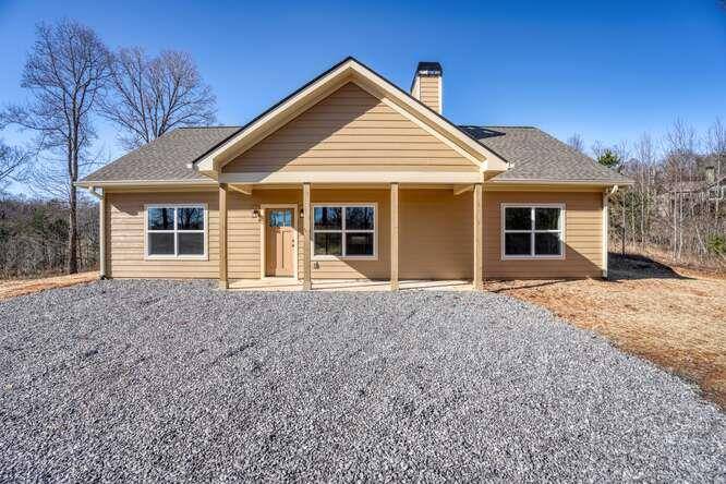 Blairsville, GA 30512,792 Clay Drive