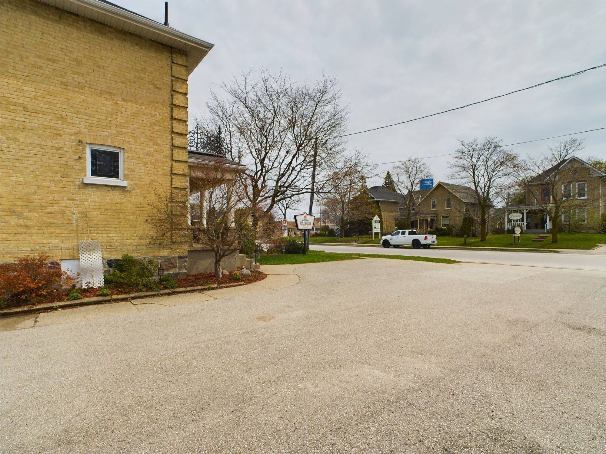 Saugeen Shores, ON N0H 2L0,65 Albert ST S