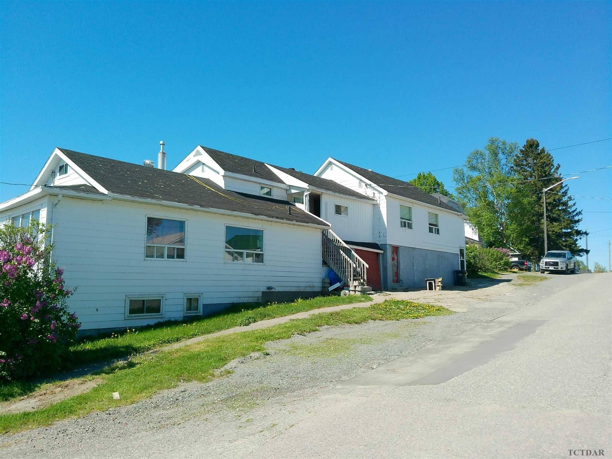 Timiskaming, ON P2N 2P9,1 Queen ST