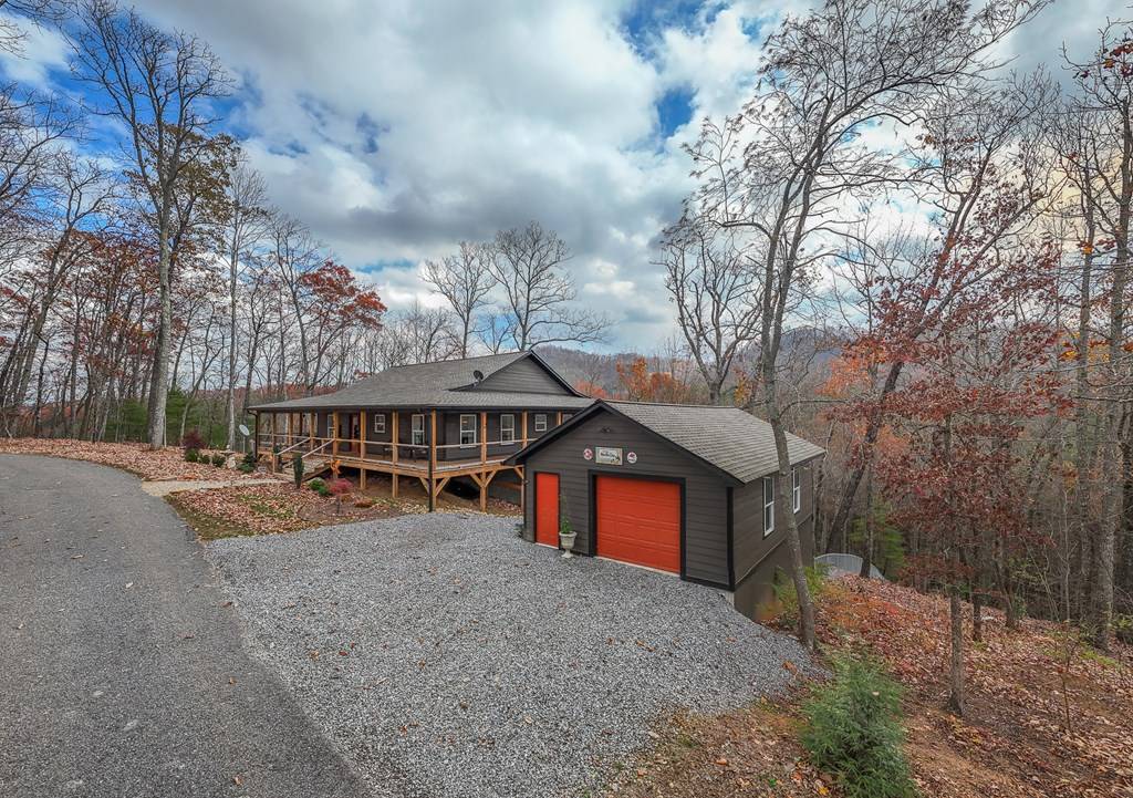 Brasstown, NC 28902,404 Caldwell Overlook