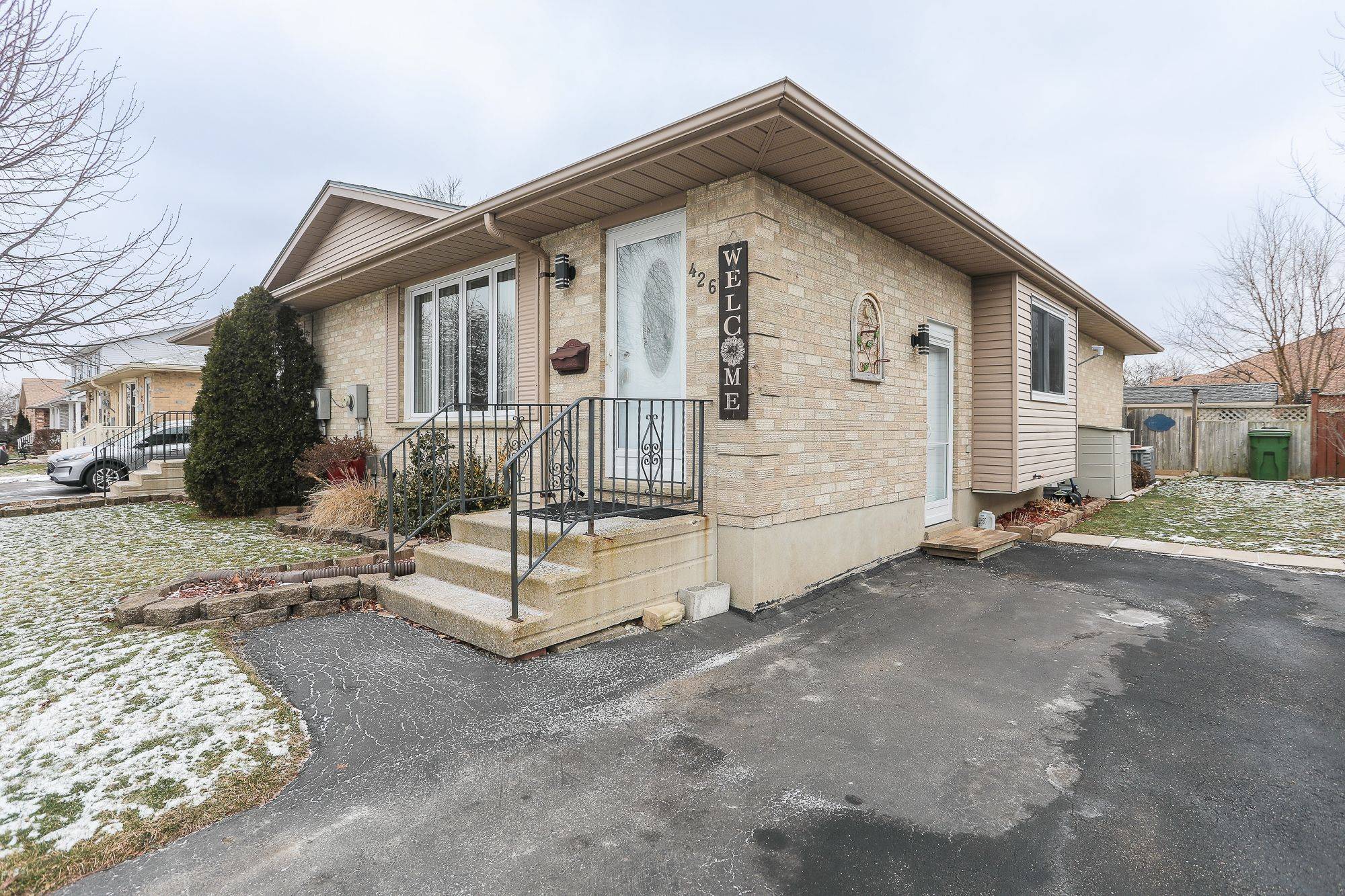 Elgin, ON N5R 6C5,426 Highview DR